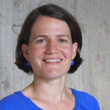 Dr. Kristel Knaepen