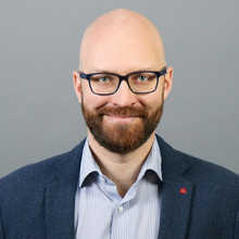 Dr. Tobias Morat