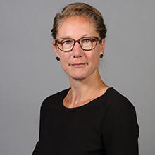  Julia Neuburg