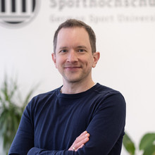 Dr. Fabian Pels